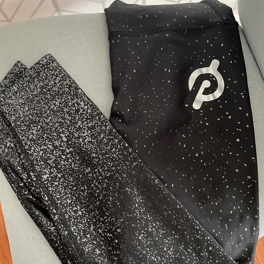Peloton Women’s “Show Up” Sparkle Leggings